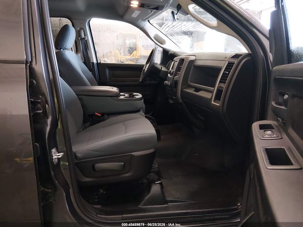 2019 RAM 1500 CLASSIC TRADESMAN  4X4 5'7 BOX
