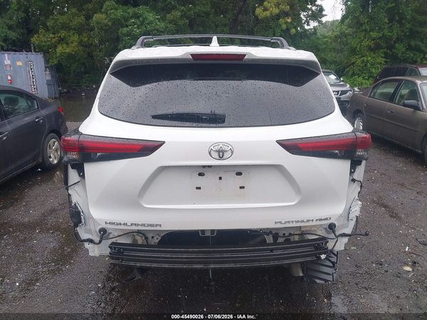 2024 TOYOTA HIGHLANDER PLATINUM
