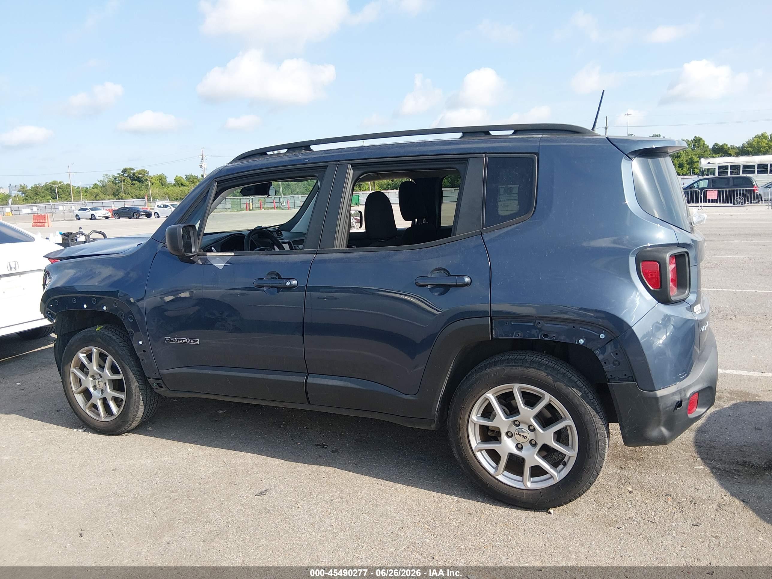 2022 JEEP RENEGADE LATITUDE 4X4