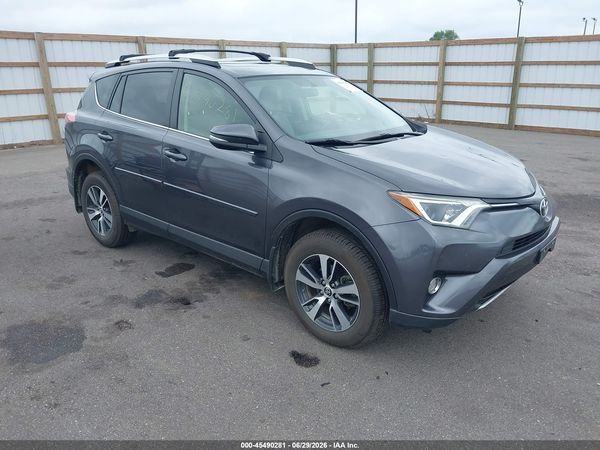 2016 TOYOTA RAV4 XLE