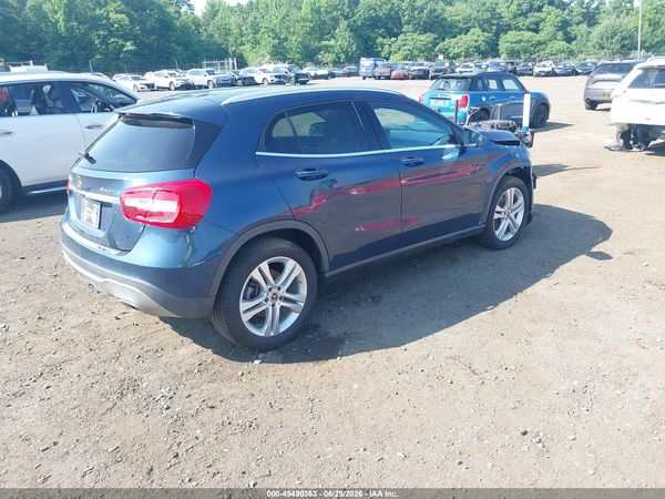 2020 MERCEDES-BENZ GLA 250 4MATIC