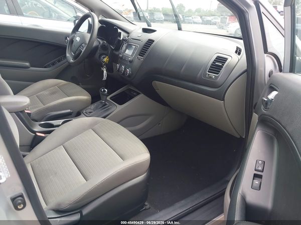 2016 KIA FORTE LX