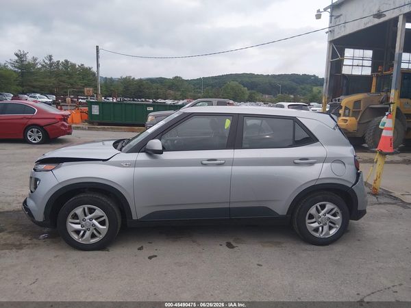 2022 HYUNDAI VENUE SE