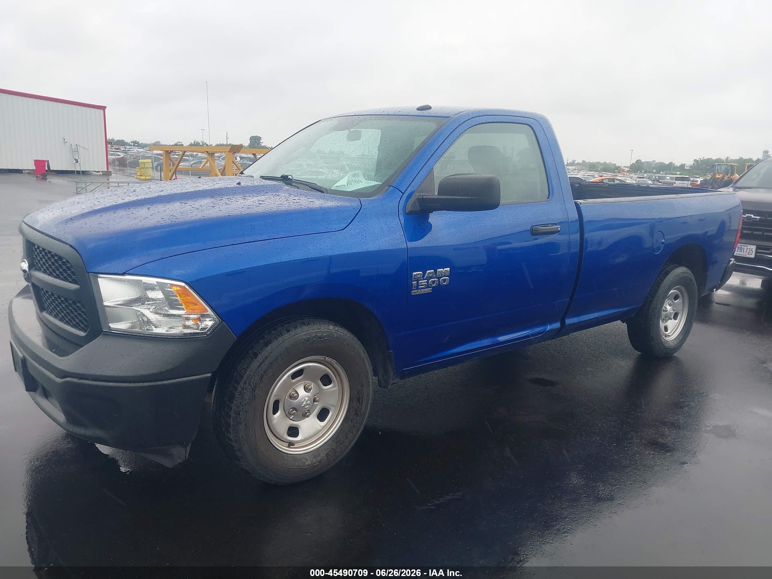 2019 RAM 1500 CLASSIC TRADESMAN  4X2 8' BOX
