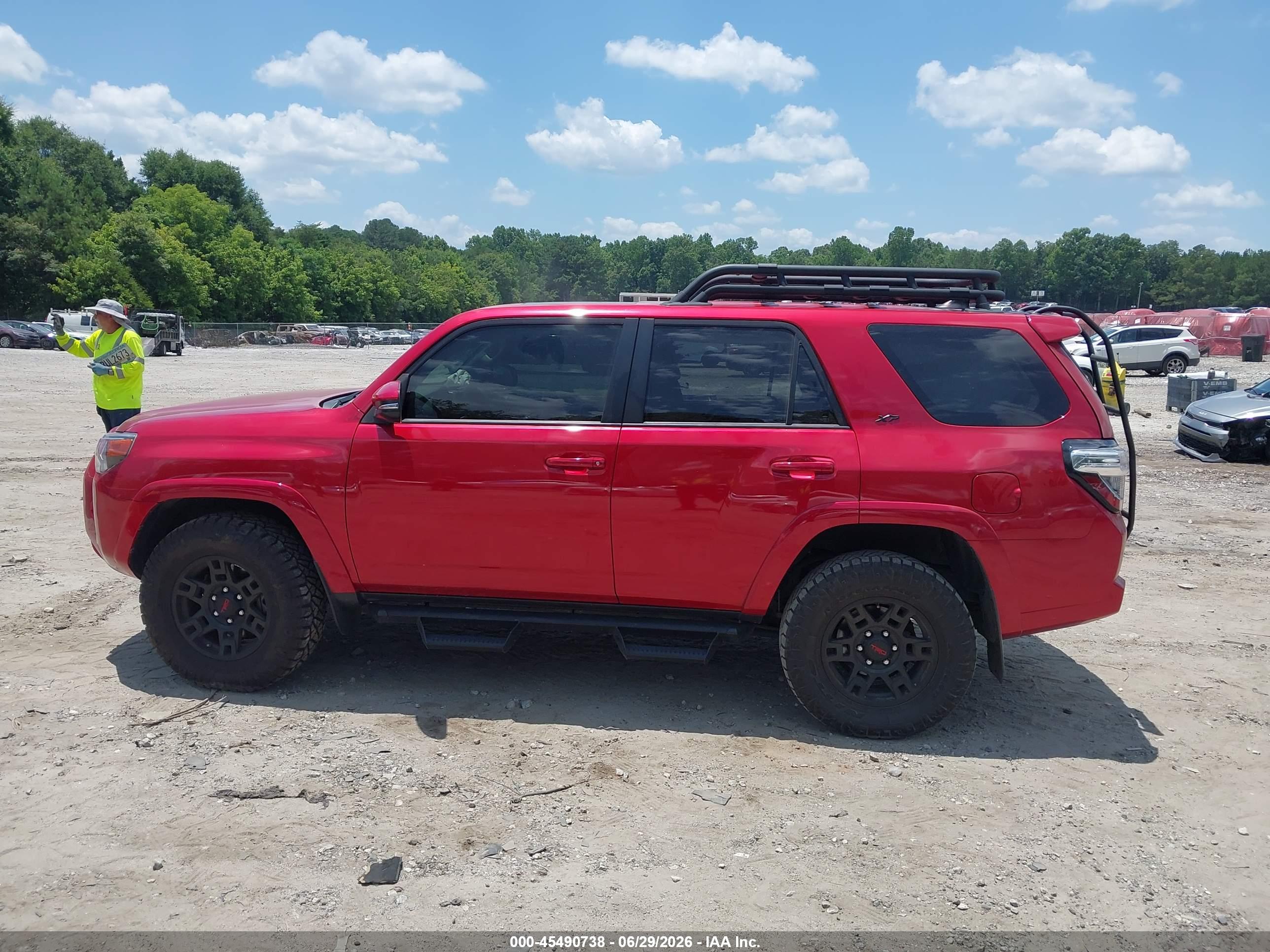 2022 TOYOTA 4RUNNER SR5 PREMIUM
