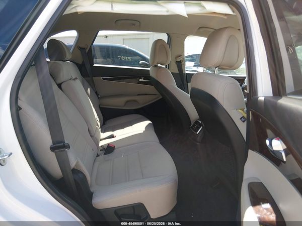 2016 KIA SORENTO 2.4L LX