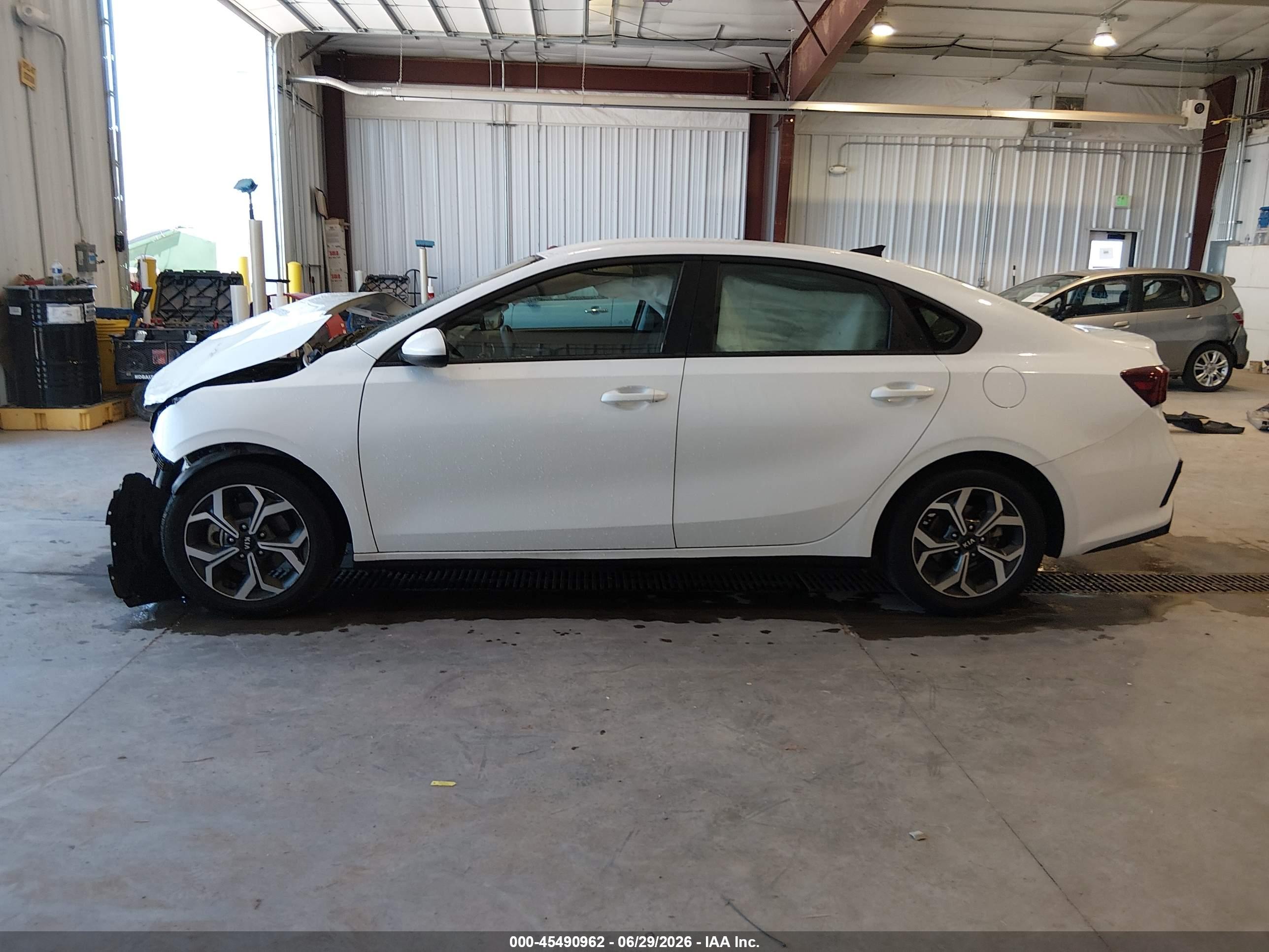2021 KIA FORTE LXS