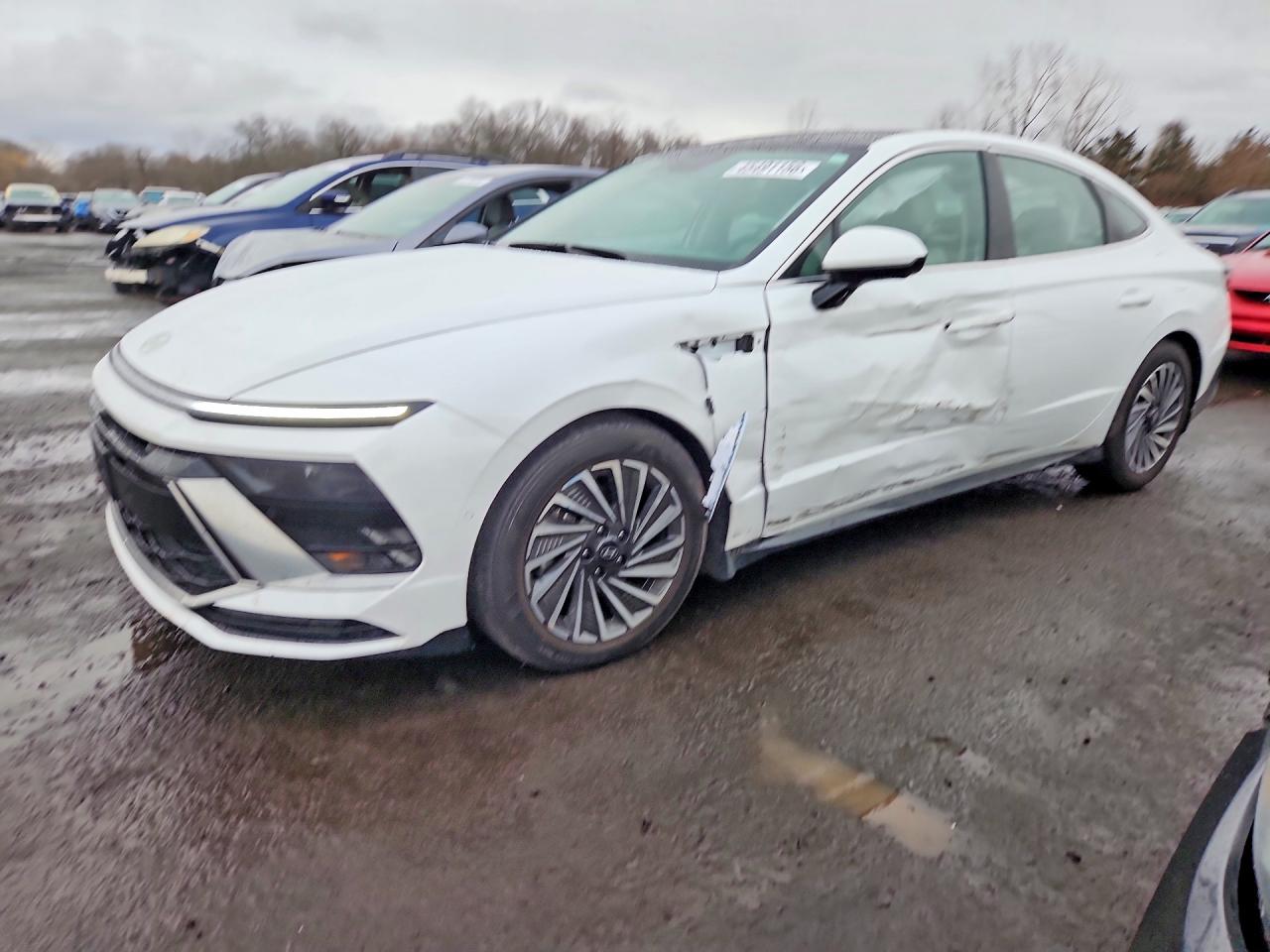 2025 HYUNDAI SONATA Limited — Front 3/4