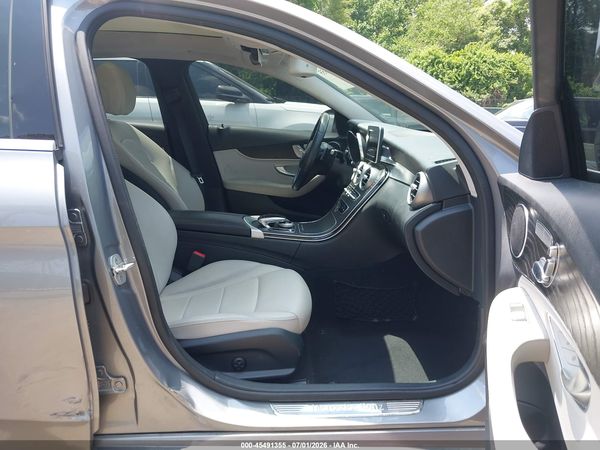 2015 MERCEDES-BENZ C 300 4MATIC