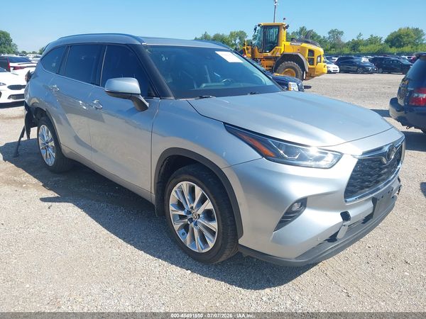 2021 TOYOTA HIGHLANDER LIMITED