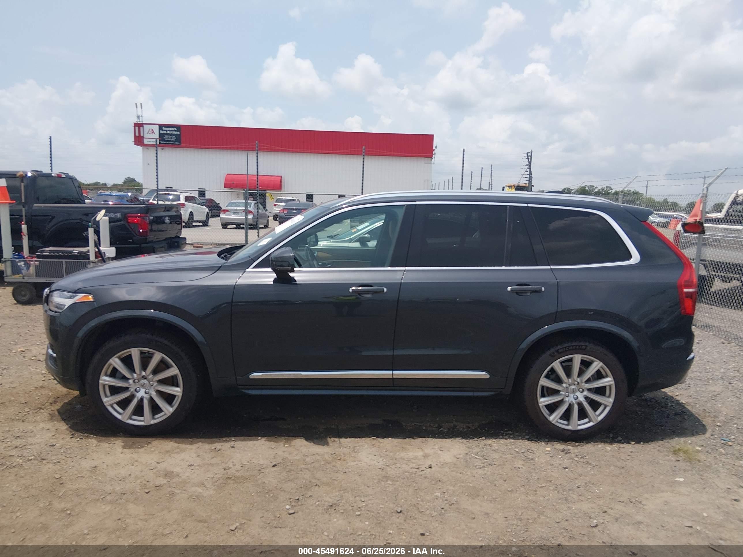2017 VOLVO XC90 T6 INSCRIPTION
