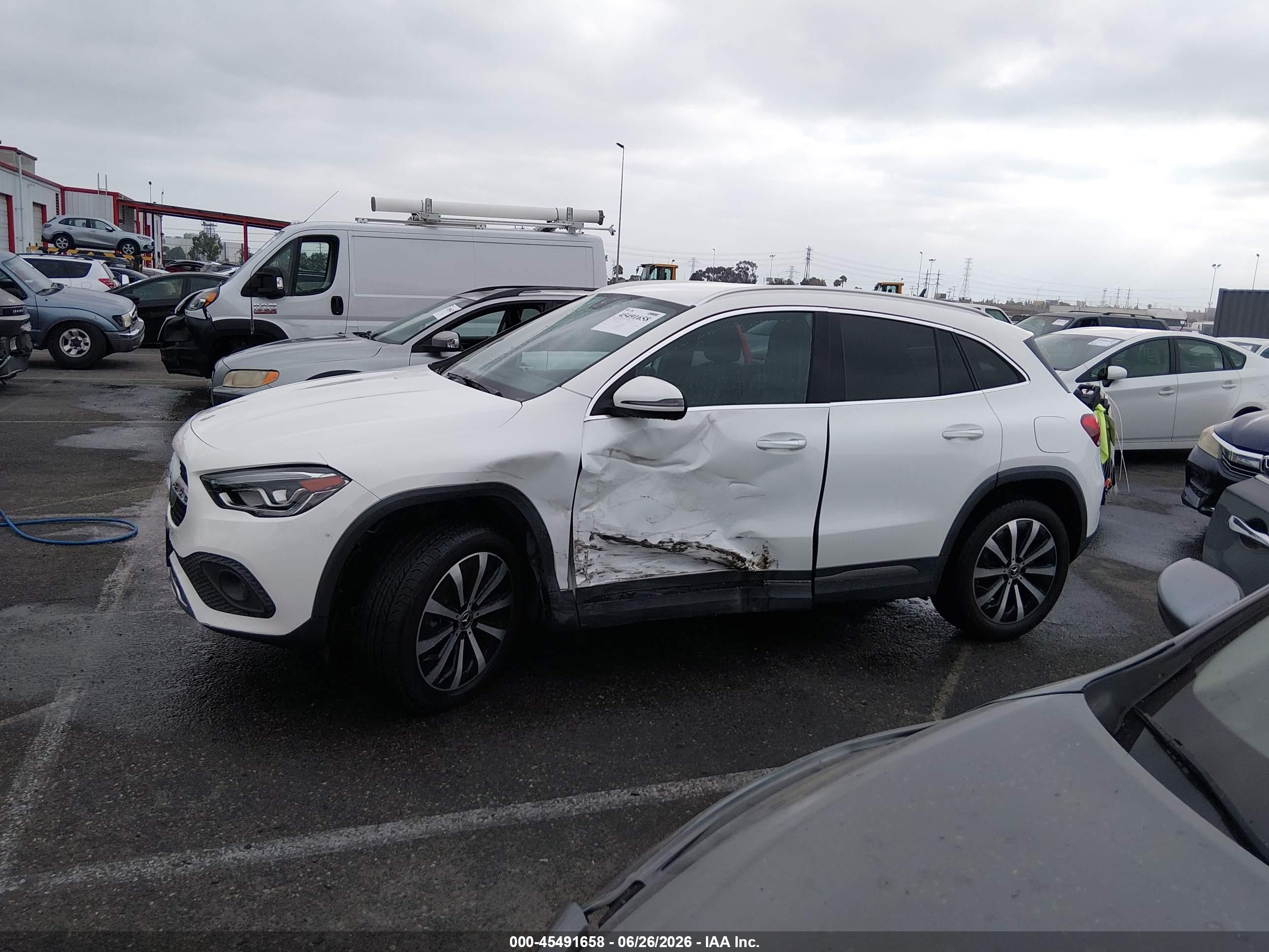 2022 MERCEDES-BENZ GLA 250 GLA250