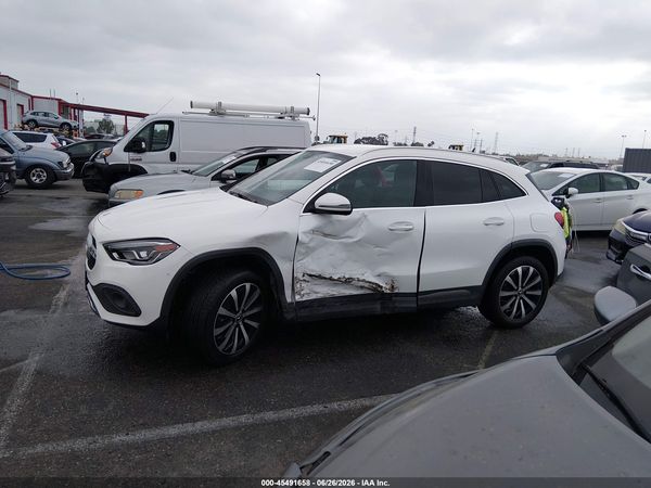2022 MERCEDES-BENZ GLA 250 GLA250