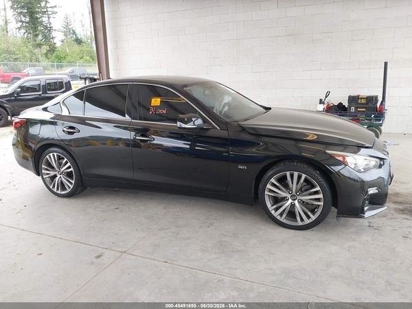 2018 INFINITI Q50 3.0T LUXE/3.0T SPORT