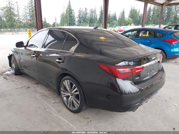 2018 INFINITI Q50 3.0T LUXE/3.0T SPORT