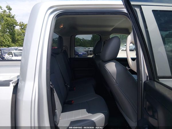 2018 RAM 1500 ST QUAD CAB 4X4