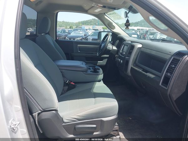 2019 RAM 1500 CLASSIC TRADESMAN  4X2 8' BOX