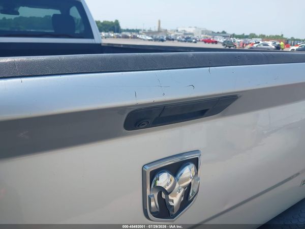 2019 RAM 1500 CLASSIC TRADESMAN  4X2 8' BOX