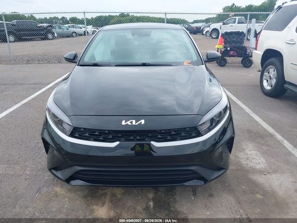 2023 KIA FORTE LXS
