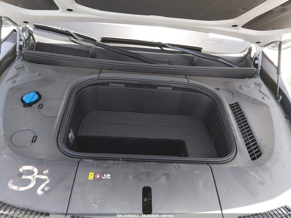 2024 KIA EV9 WIND