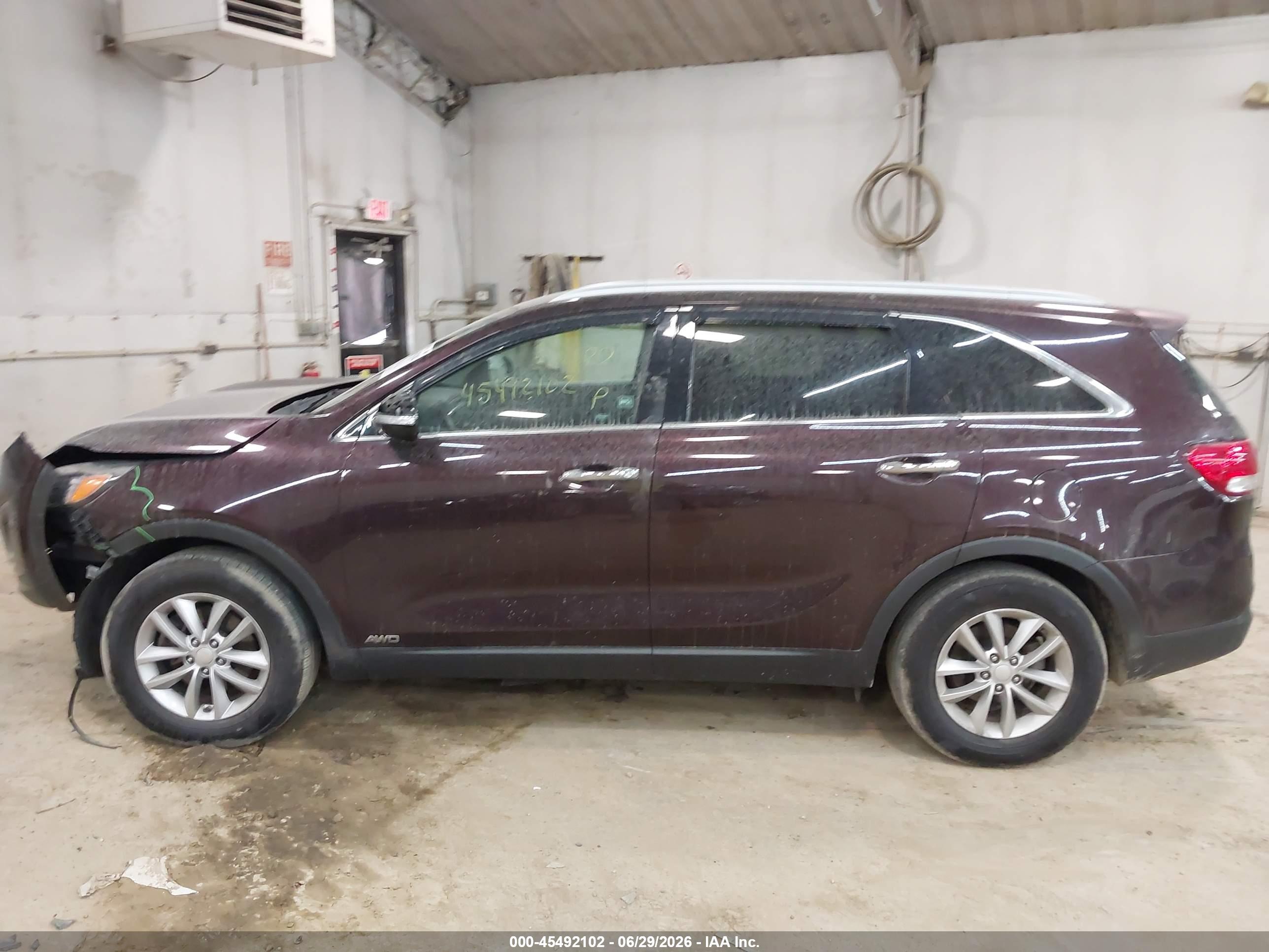 2016 KIA SORENTO 2.4L LX