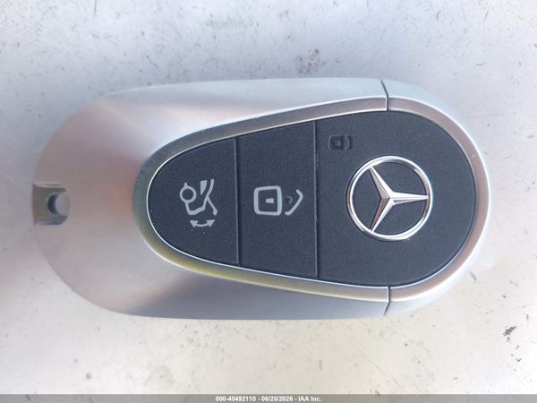 2024 MERCEDES-BENZ C 300 C300