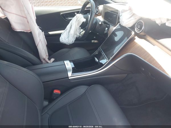 2024 MERCEDES-BENZ C 300 C300