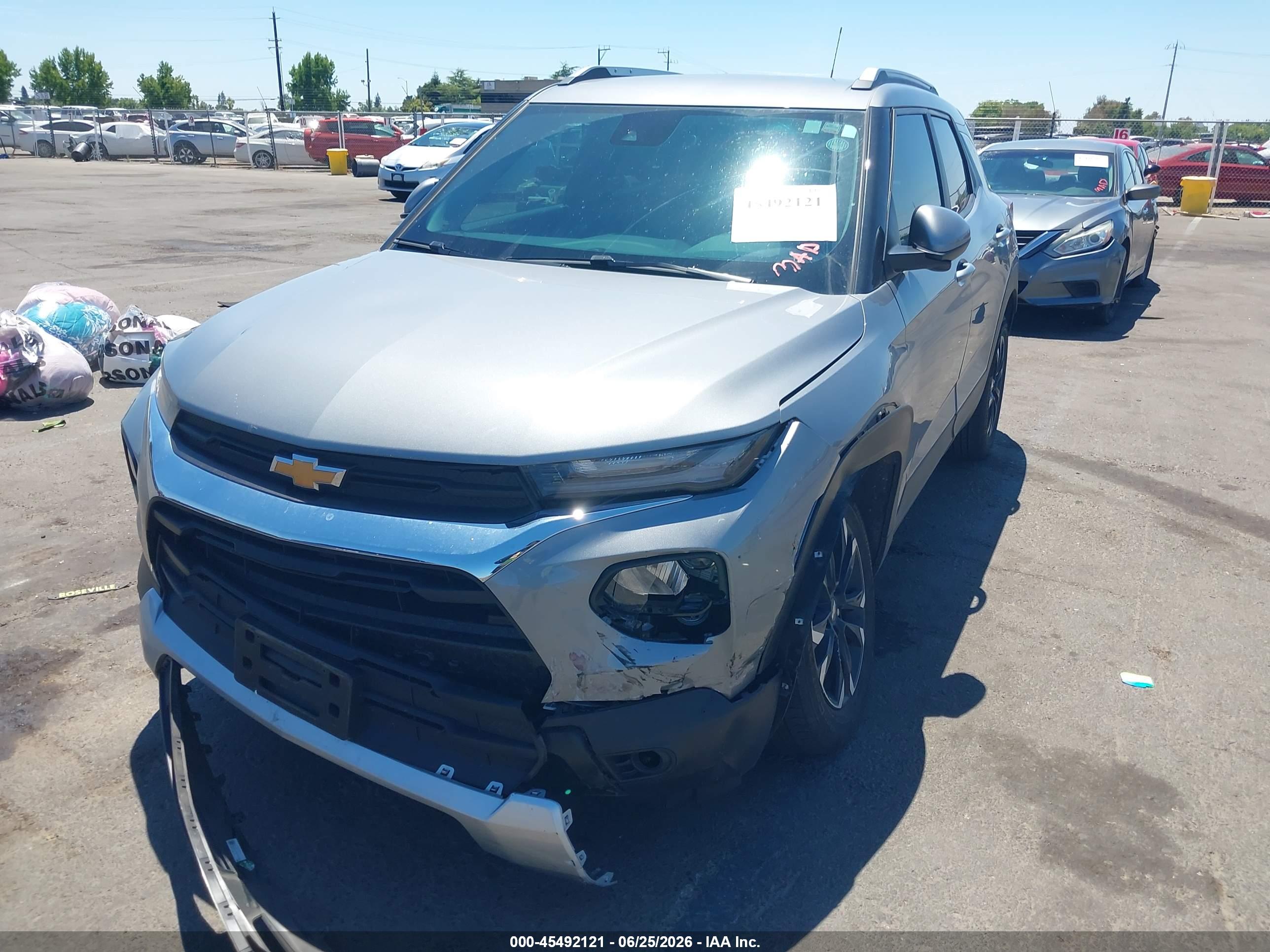 2023 CHEVROLET TRAILBLAZER FWD LT — I2