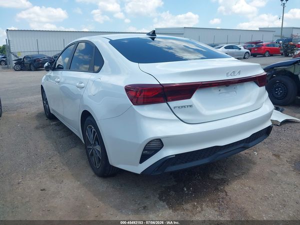 2023 KIA FORTE LXS
