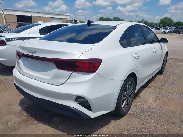 2023 KIA FORTE LXS