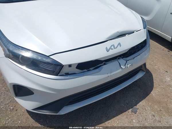 2023 KIA FORTE LXS