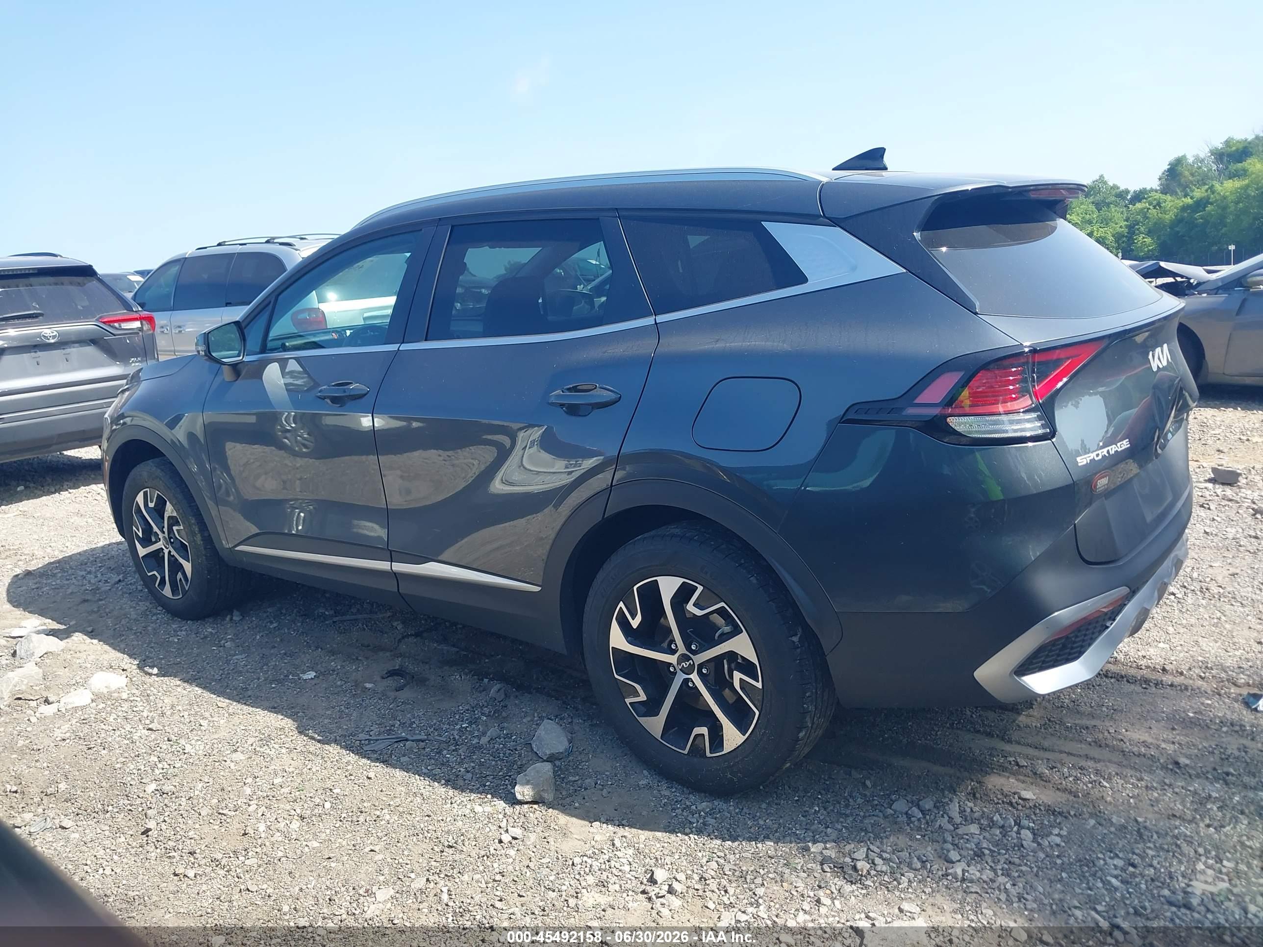 2024 KIA SPORTAGE EX
