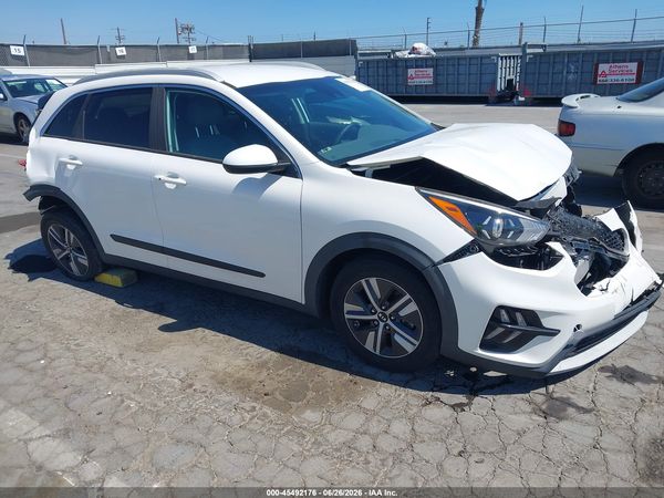 2021 KIA NIRO LXS