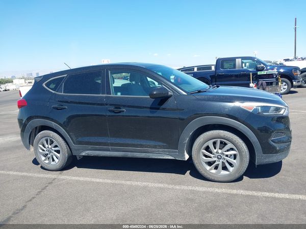 2018 HYUNDAI TUCSON SE