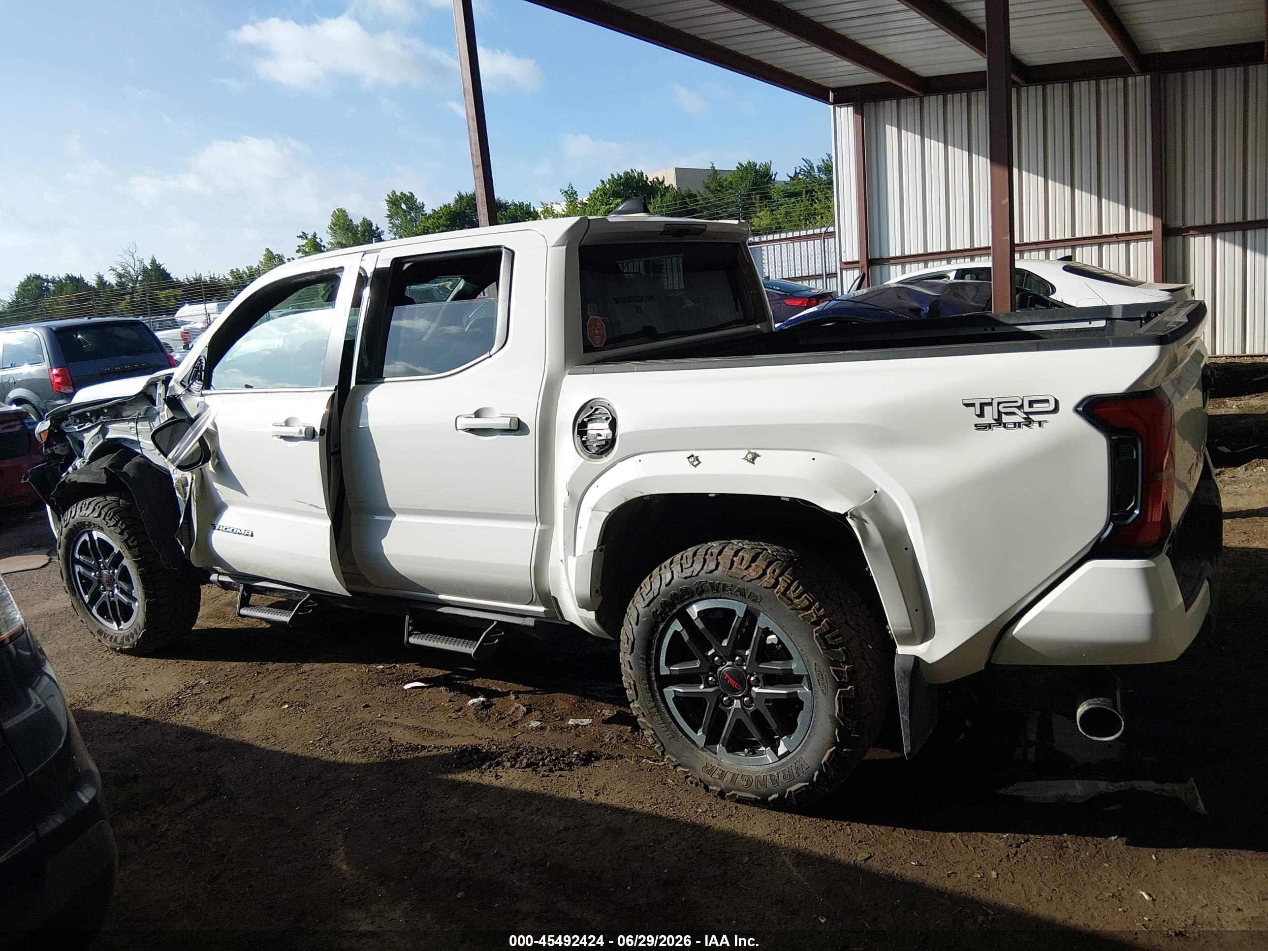 2025 TOYOTA TACOMA TRD SPORT