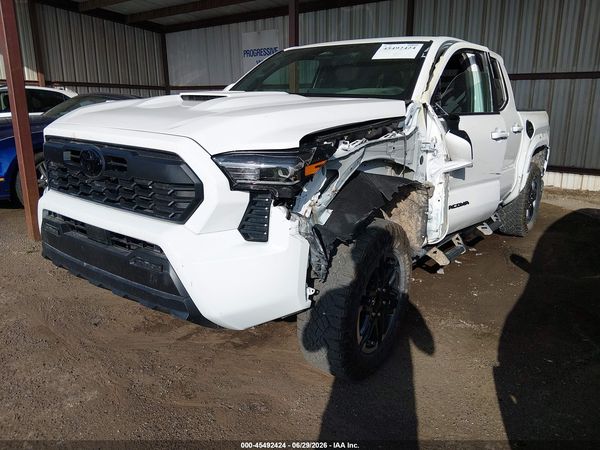 2025 TOYOTA TACOMA TRD SPORT