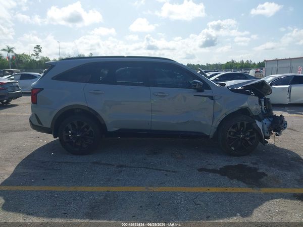 2022 KIA SORENTO SX