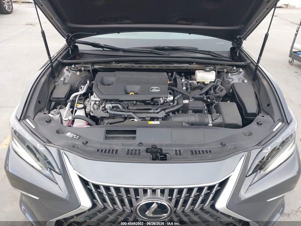 2025 LEXUS ES 300H LUXURY