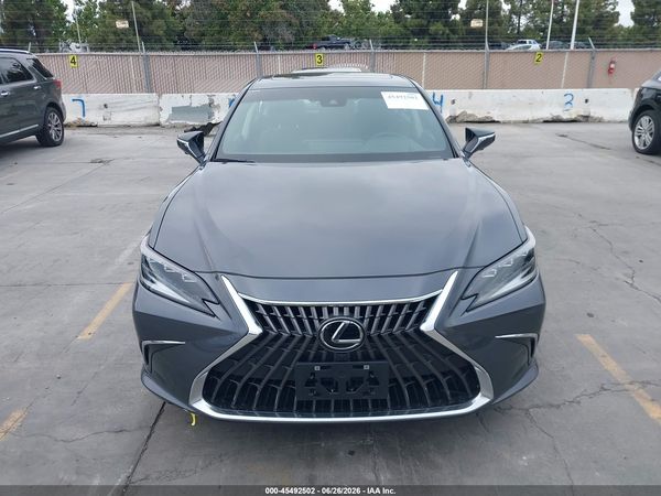 2025 LEXUS ES 300H LUXURY