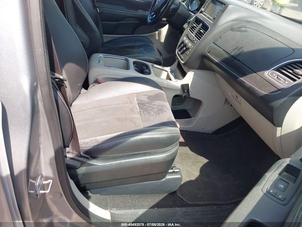 2019 DODGE GRAND CARAVAN SXT — I5