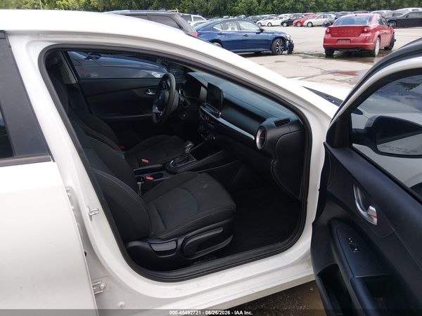2019 KIA FORTE LXS