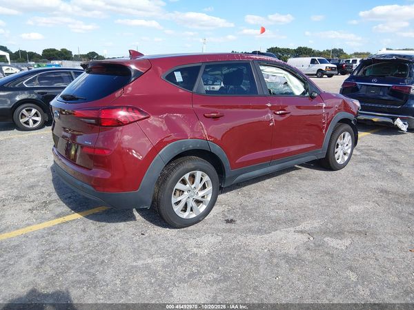 2020 HYUNDAI TUCSON SE — I4