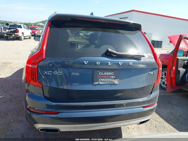 2021 VOLVO XC90 T6 MOMENTUM 6 PASSENGER