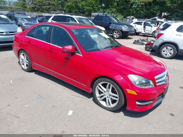2013 MERCEDES-BENZ C 250 SPORT