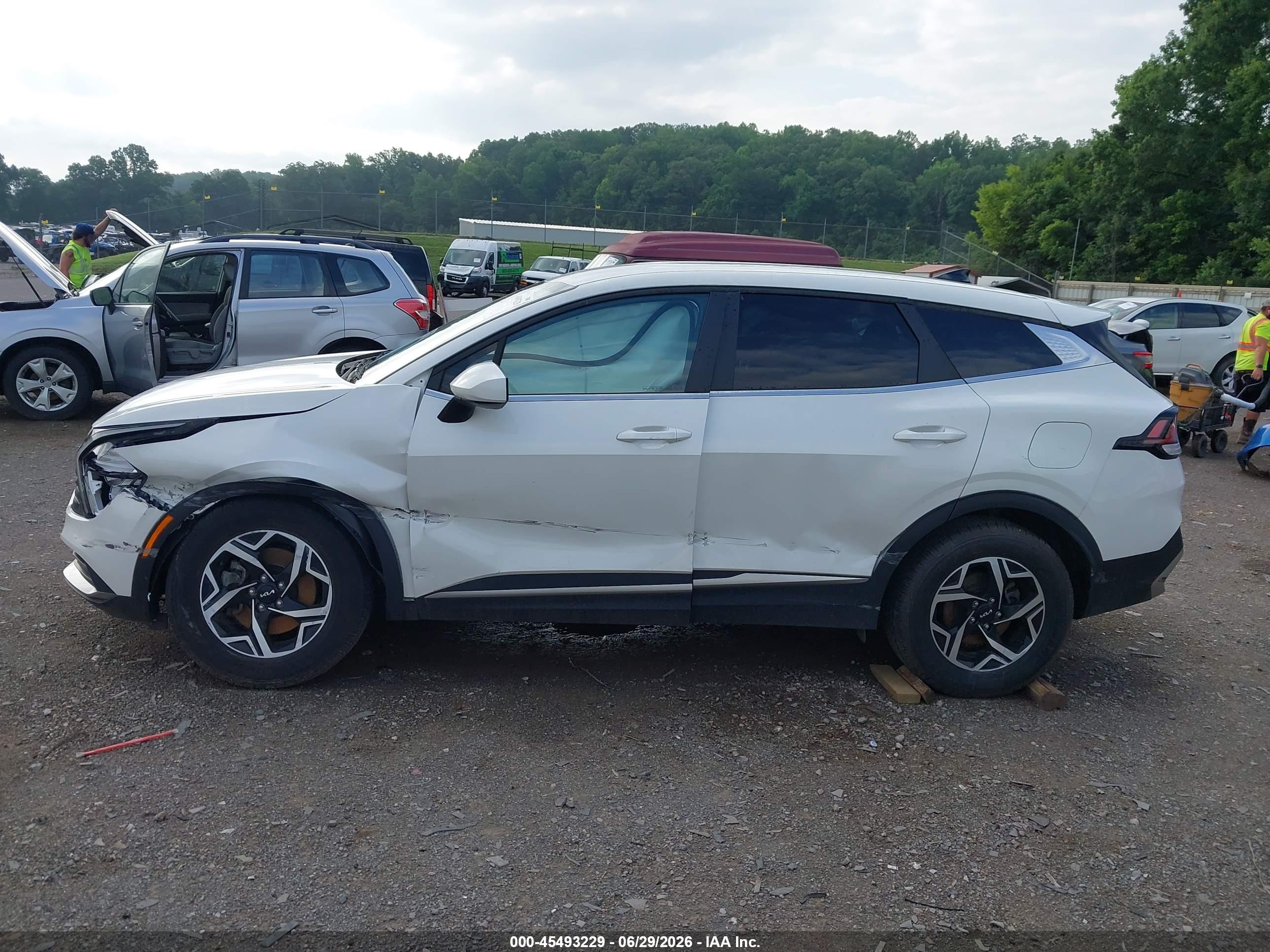 2023 KIA SPORTAGE LX
