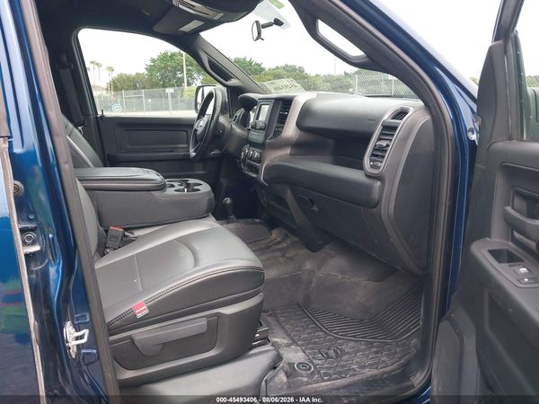 2021 RAM 2500 TRADESMAN  4X4 8' BOX