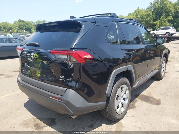 2020 TOYOTA RAV4 LE