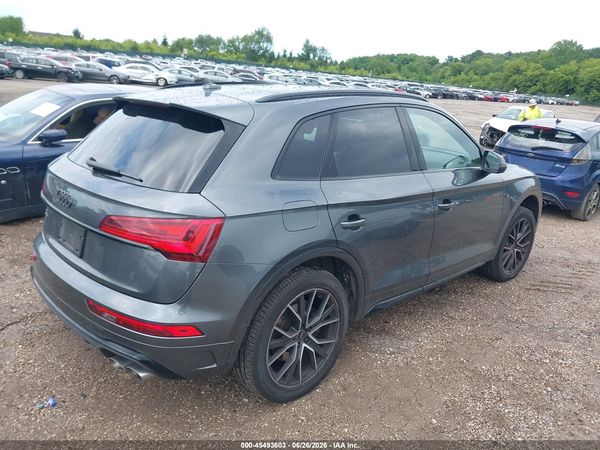 2024 AUDI SQ5