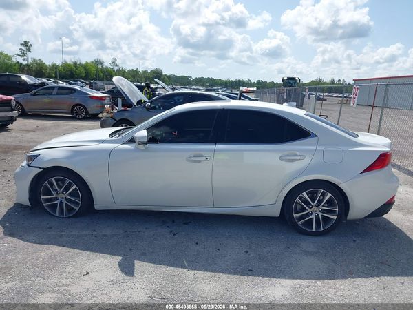 2018 LEXUS IS 300