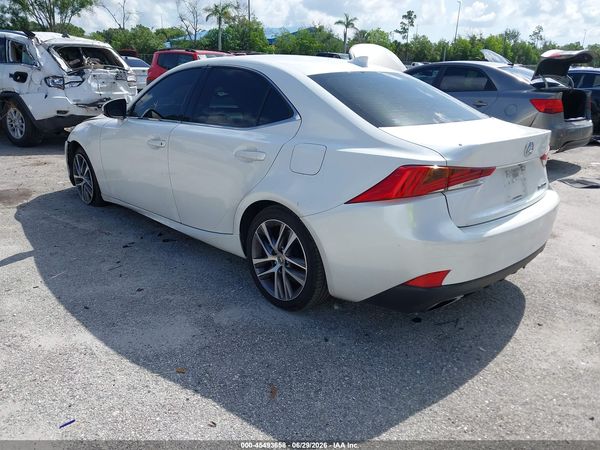 2018 LEXUS IS 300